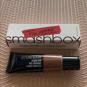 Smashbox foundation